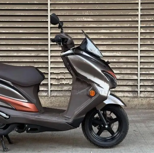 Suzuki Burgman 125 2026