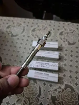 Mitsubishi Pajero Parts (Engine Plugs)