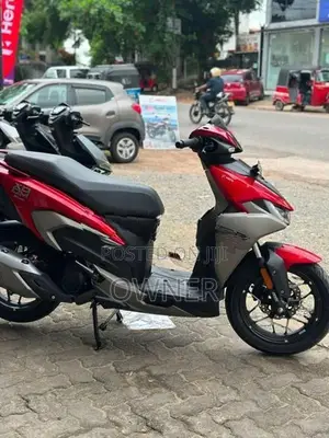 Hero XOOM 125R 2026