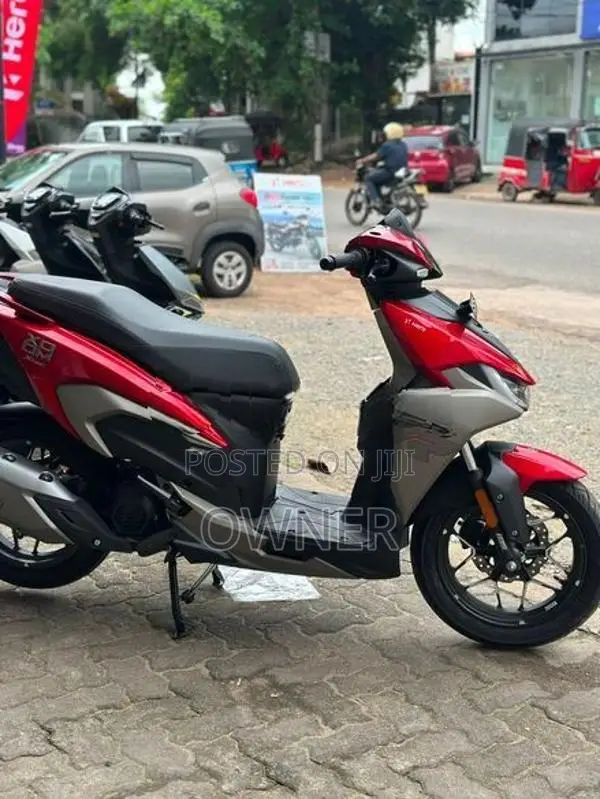 Hero XOOM 125R 2026