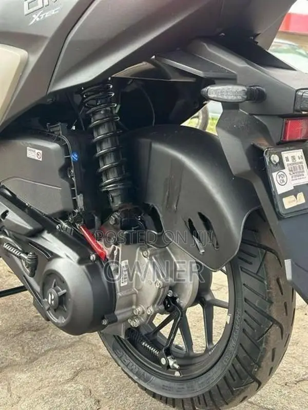 Hero XOOM 125R 2026