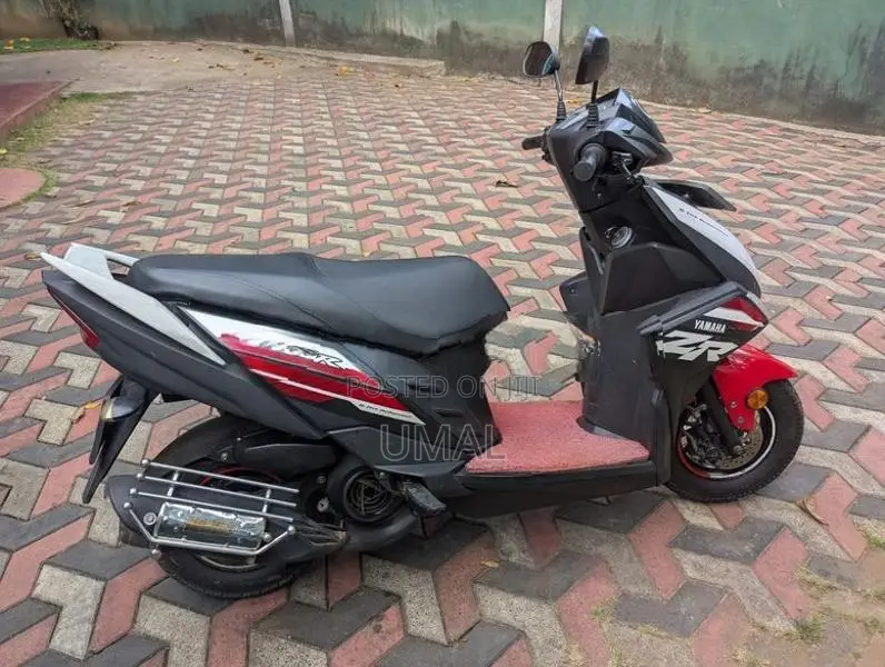 Yamaha RayZR 2018