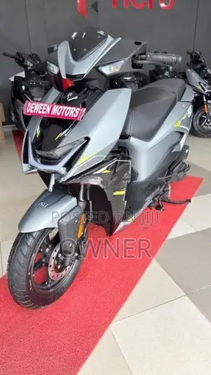 Hero Xoom Combat 2026