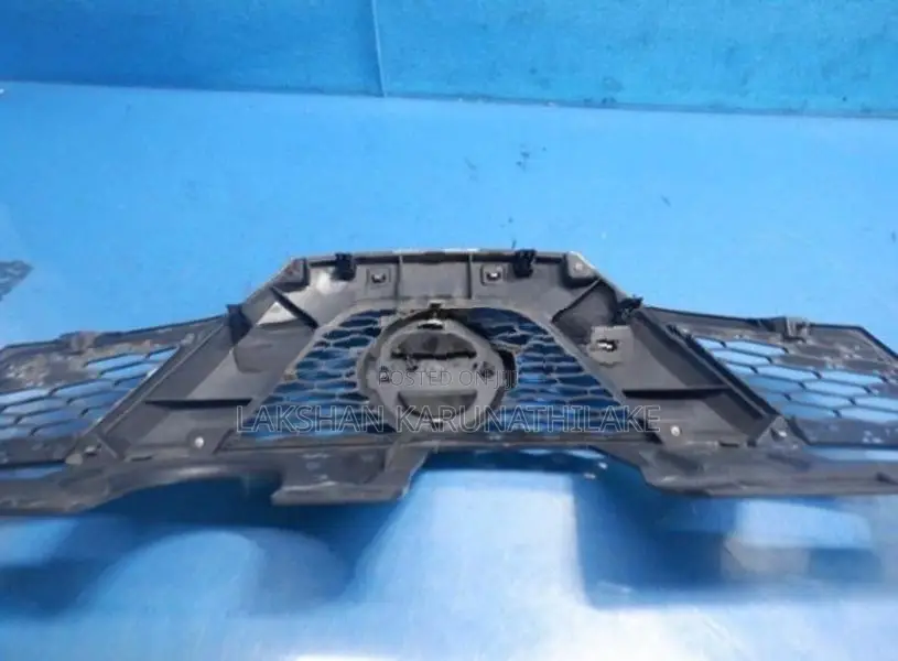 Nissan X-Trail NT32 Front Shell