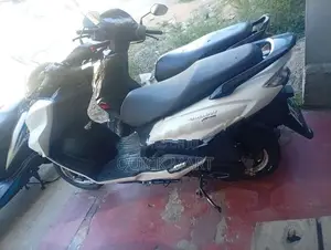 Suzuki Burgman 125 2026