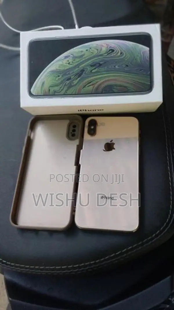 Apple iPhone XS (Used)