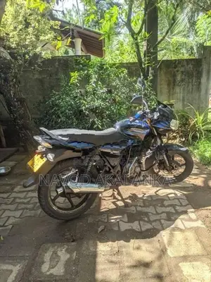 Bajaj Discover 2011