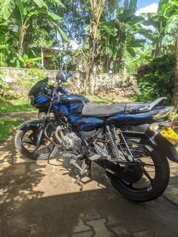 Bajaj Discover 2011