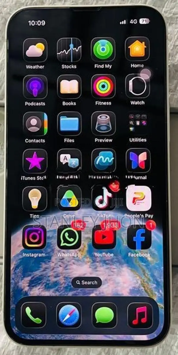 Apple iPhone 13 (Used)