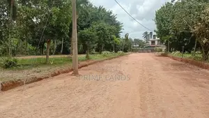 මිගමුව දිව්ලපිටිය බස් පාරට නුදුරින් අගනා බිම් කොටස් විකිණීමට