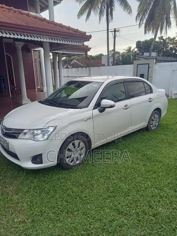 Toyota Axio 2014