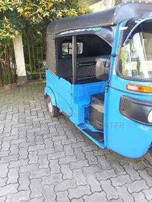 Bajaj RE 2026