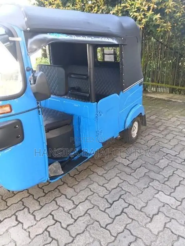 Bajaj RE 2026