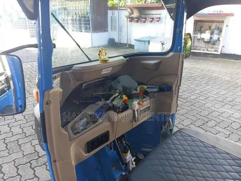 Bajaj RE 2026