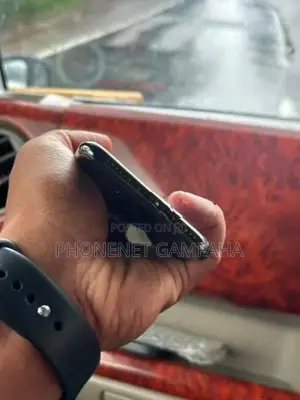 Apple iPhone X (Used)
