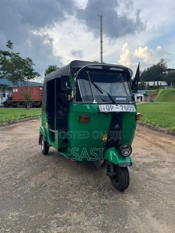 Bajaj RE 2008