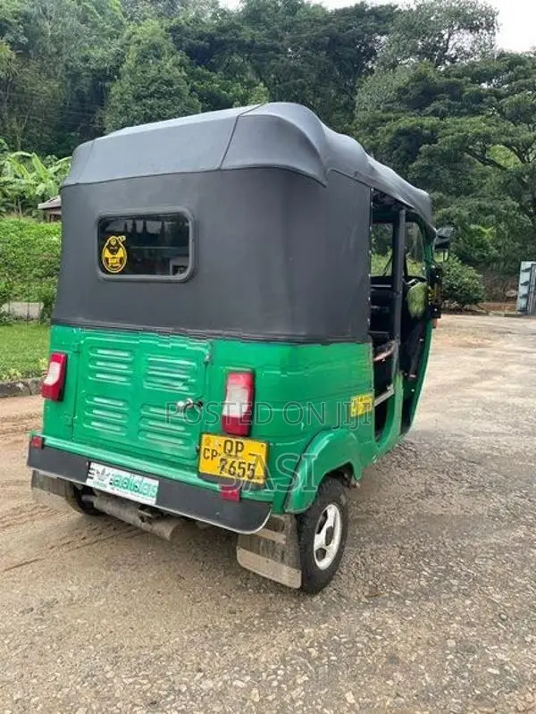 Bajaj RE 2008
