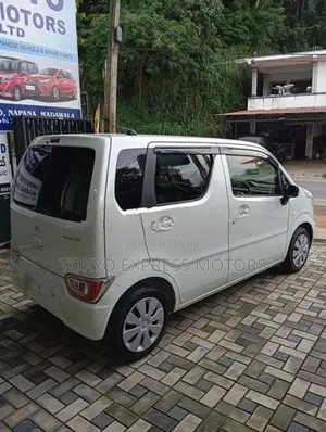 Suzuki Wagon R FX Safety 2025