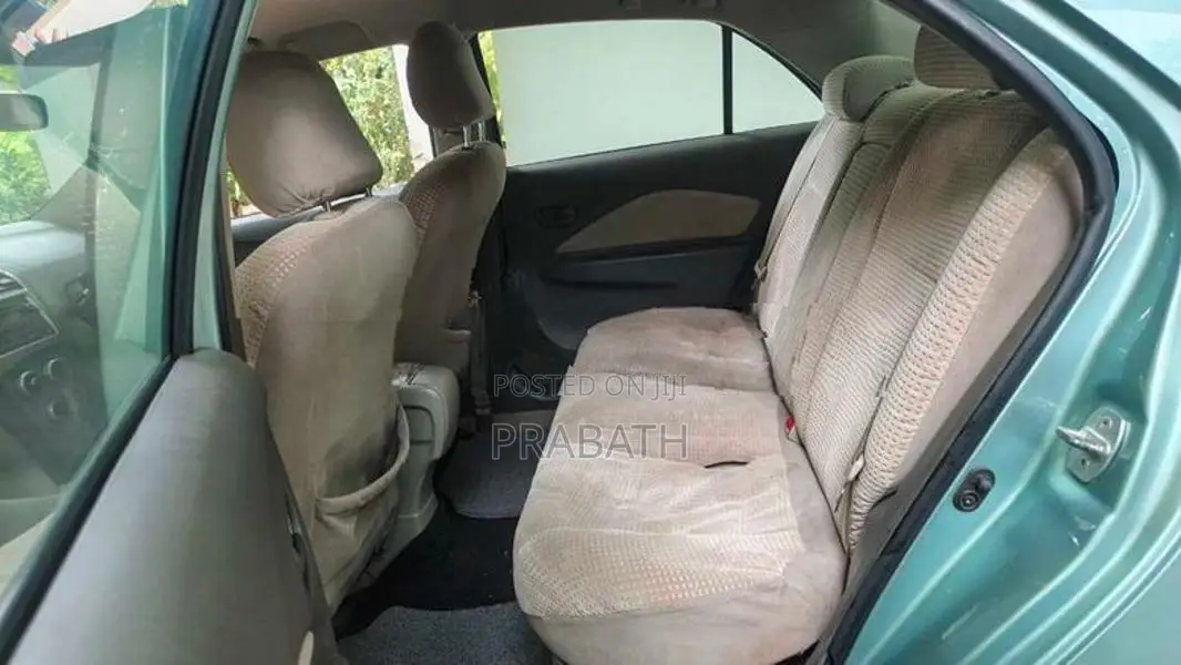 Toyota Yaris 2011