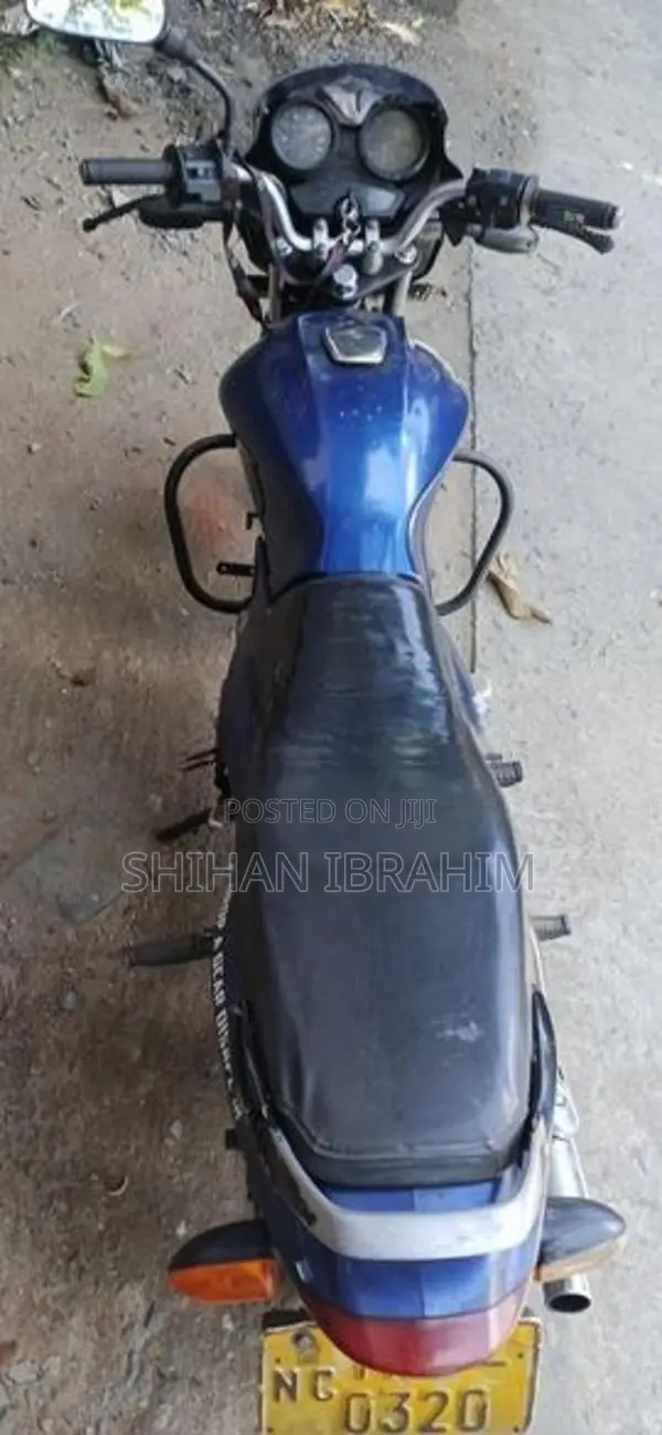 Bajaj Discover 125 2005