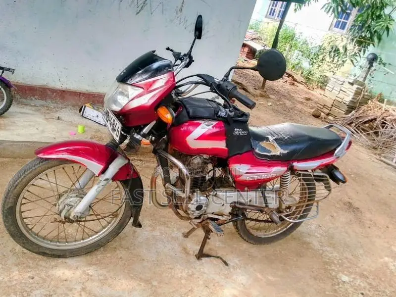 Bajaj CT100 2004