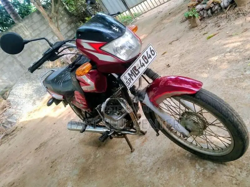 Bajaj CT100 2004