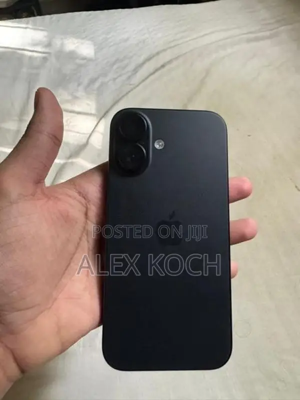 Apple iPhone 16 (Used)