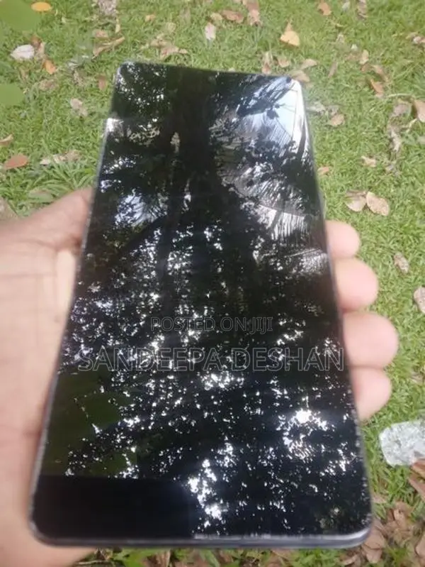 Samsung Galaxy A71 (Used)