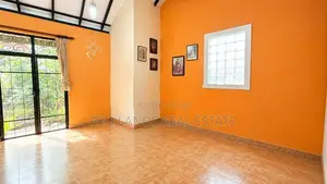 (DH1301) Single Storey House for Sale in Nugegoda