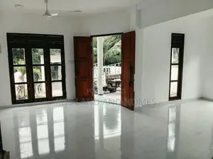 House For Sale In Weyangoda Veyangoda