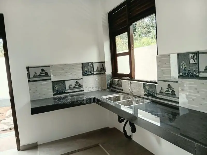House For Sale In Weyangoda Veyangoda