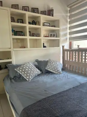 Beautiful Two-Storey House For Sale In Battaramulla PDH424