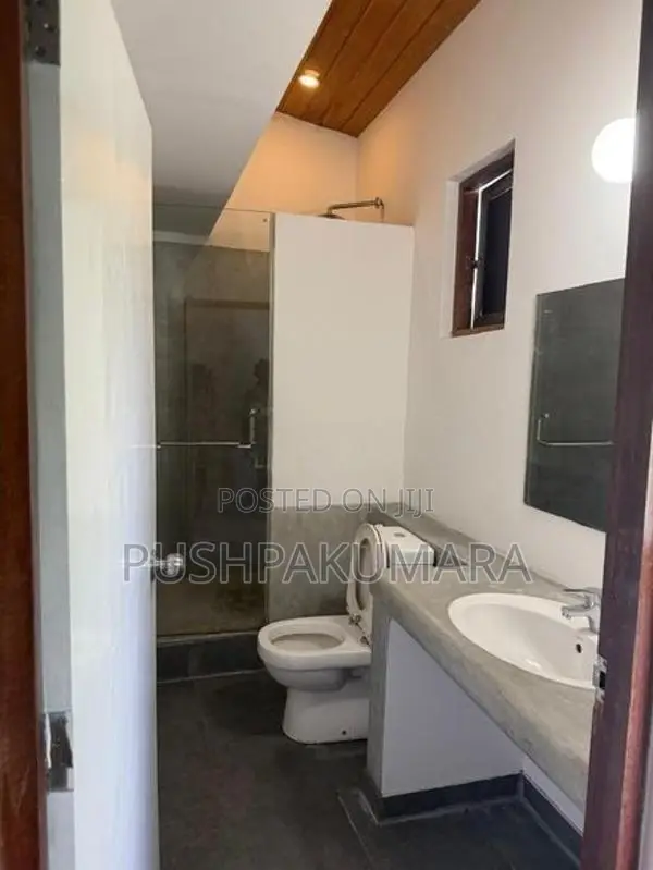 Office Space For Rent IN Colombo 4 (File NO - 1354B/2)