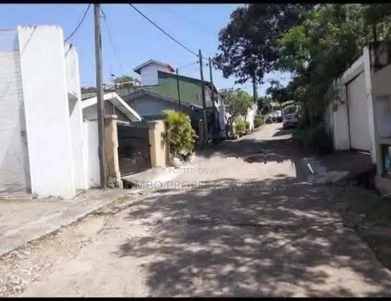 Showroom Space For Rent In Nugegoda