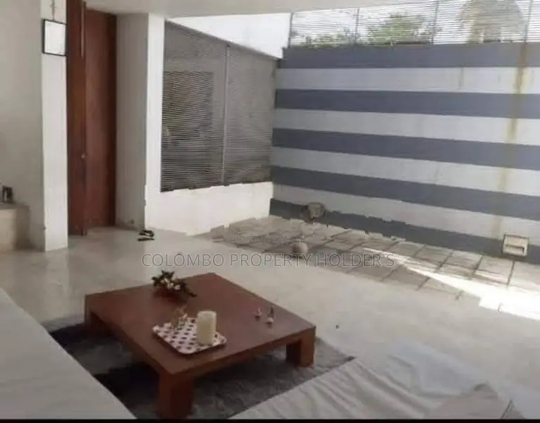 Showroom Space For Rent In Nugegoda
