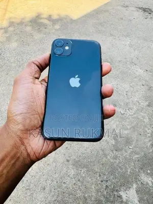 Apple iPhone 11 (Used)