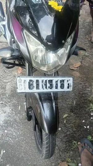 Bajaj Discover 125 2015
