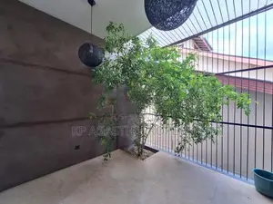 super Luxury house for sale in thalawathugoda