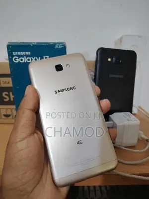 Samsung Galaxy J7 (Used)