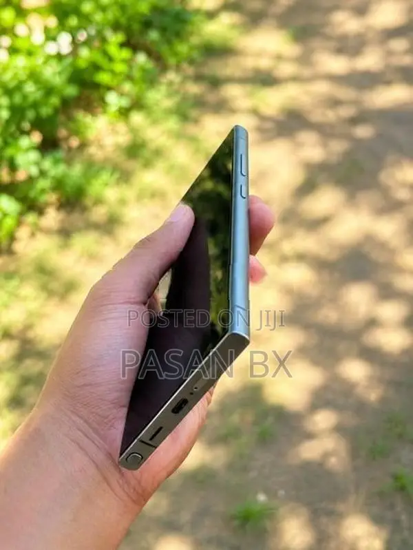 Samsung Galaxy S24 Ultra (Used)