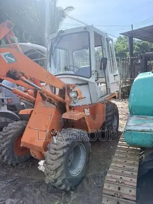 Hitachi LX20-2 loader