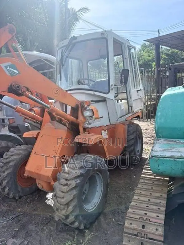 Hitachi LX20-2 loader