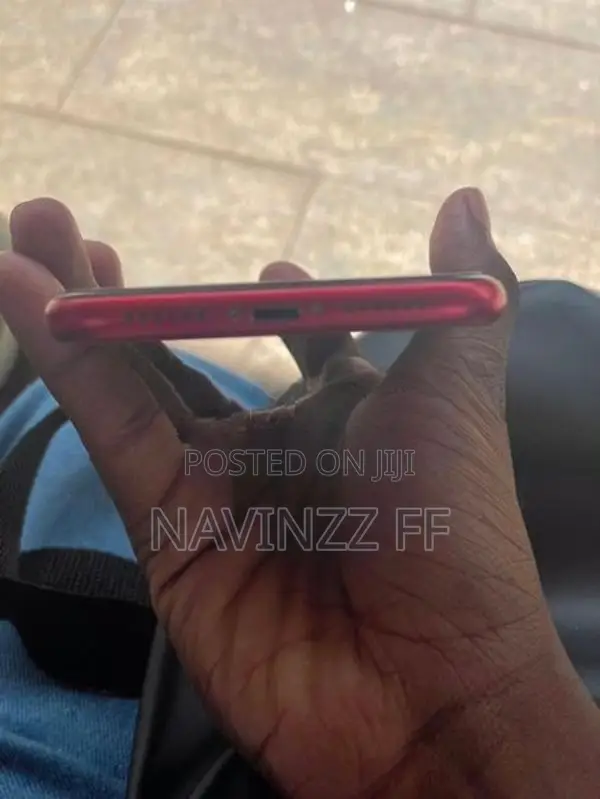 Apple iPhone 11 (Used)