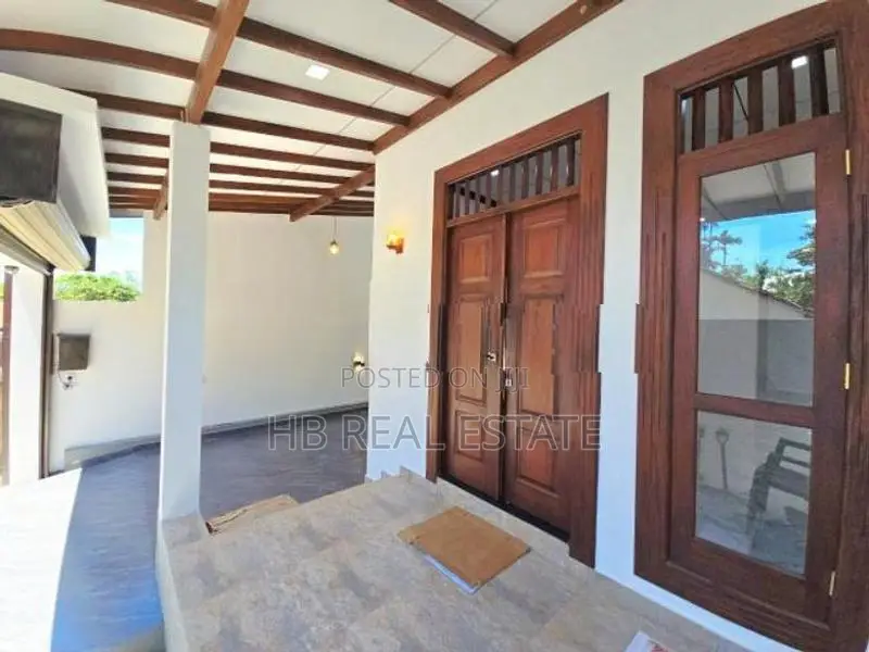 Newly Build Single Story House For Sale In Kesbewa