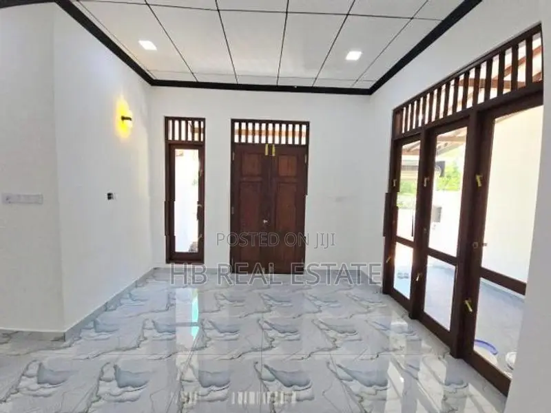 Newly Build Single Story House For Sale In Kesbewa