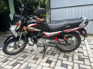 Bajaj CT100 2024