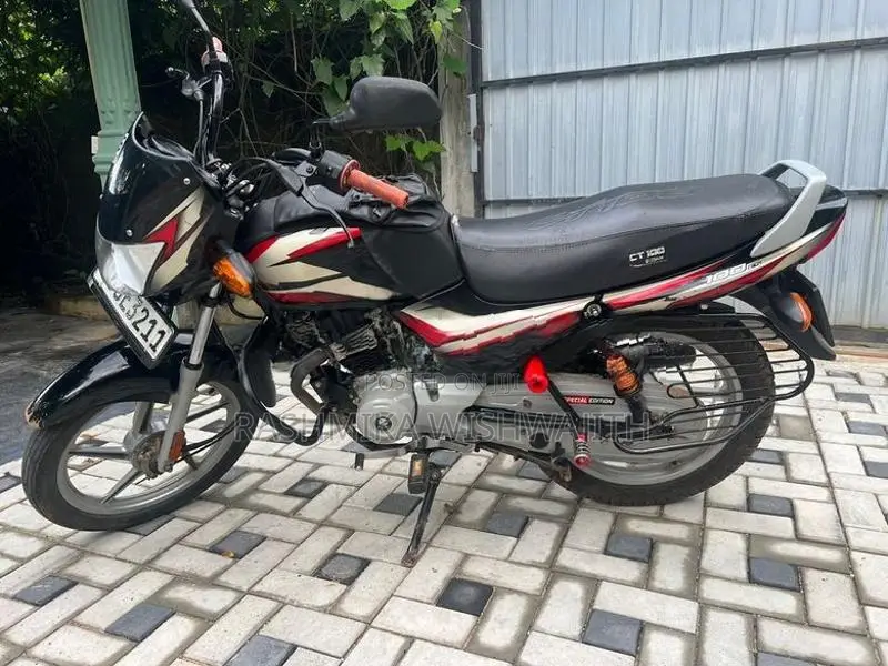 Bajaj CT100 2024