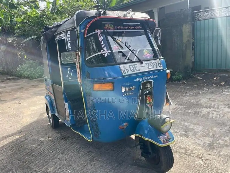 Bajaj RE 2006