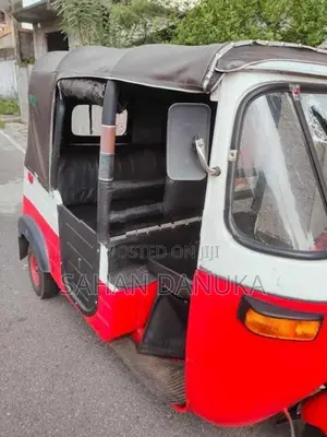 Bajaj RE Three wheelers 2006