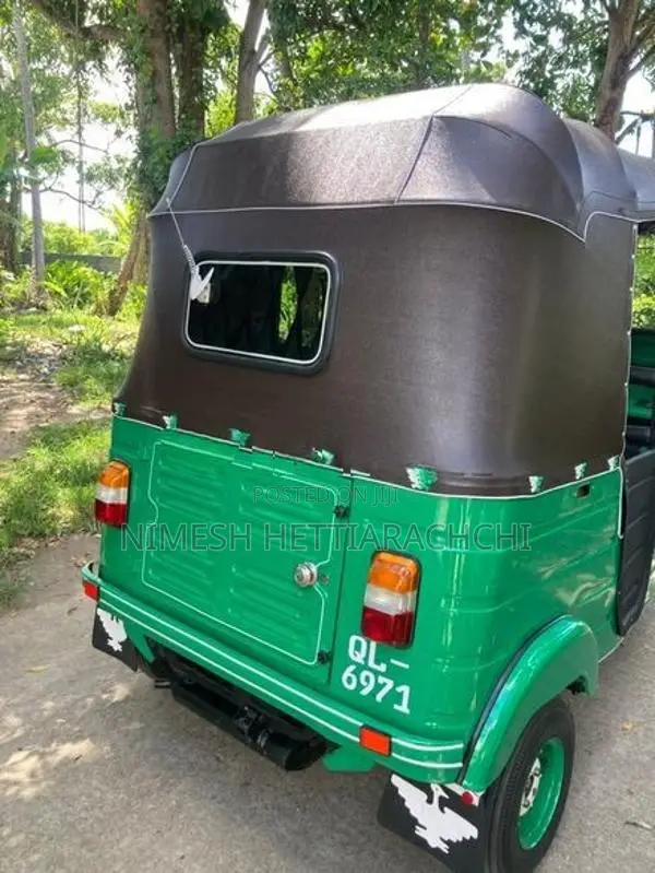 Bajaj RE 2007